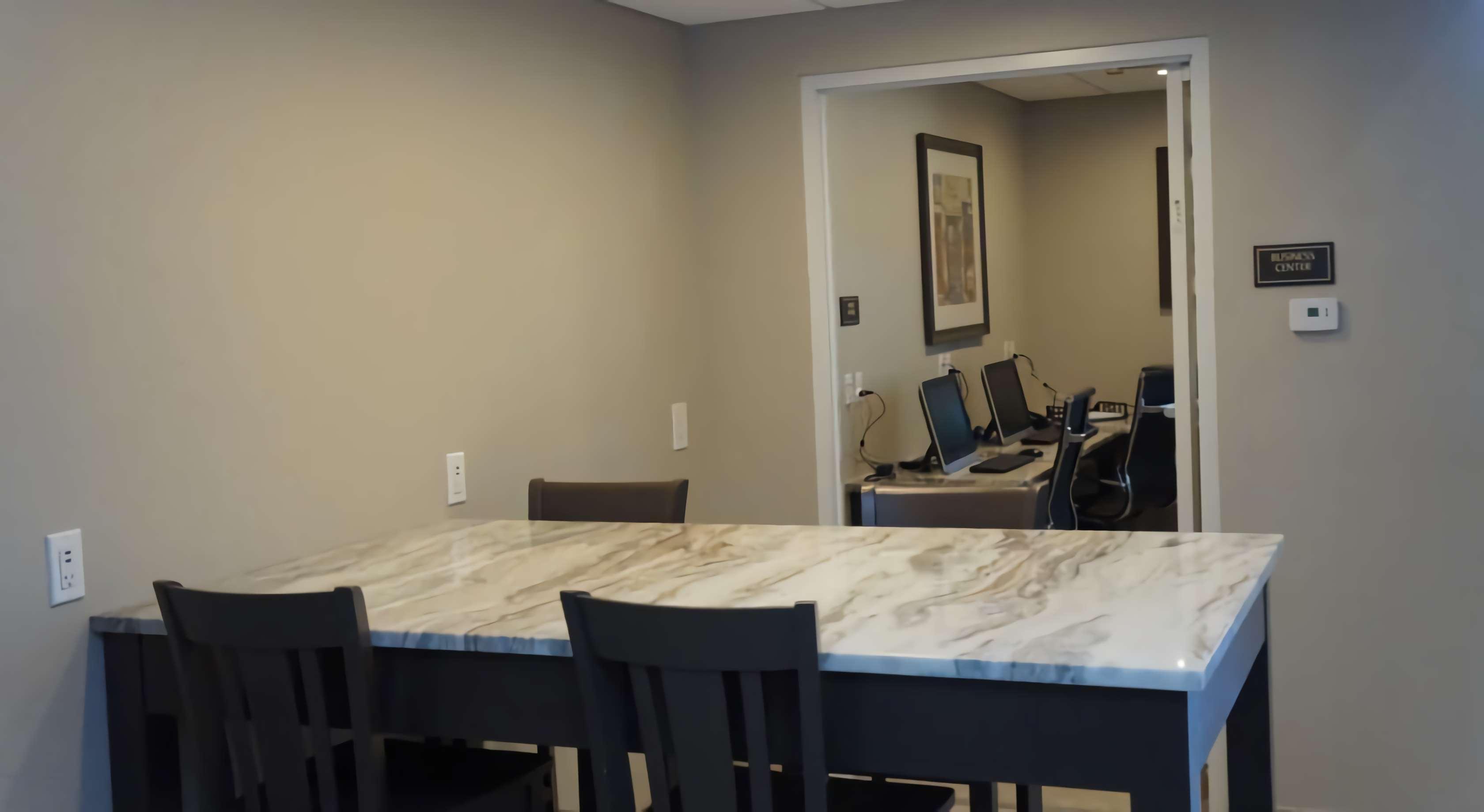 Best Western Naples Plaza Hotel Vineyards Экстерьер фото