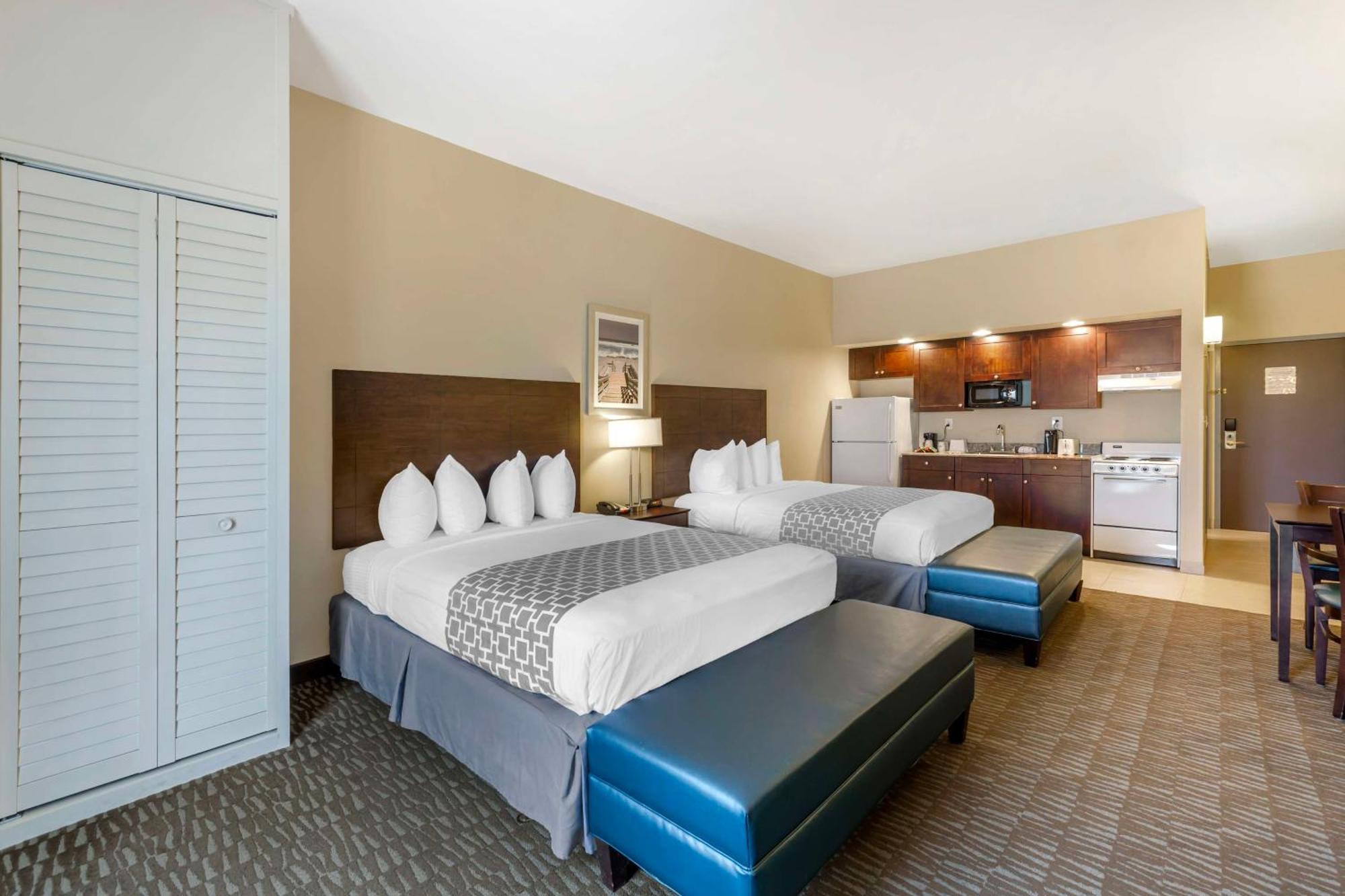 Best Western Naples Plaza Hotel Vineyards Экстерьер фото